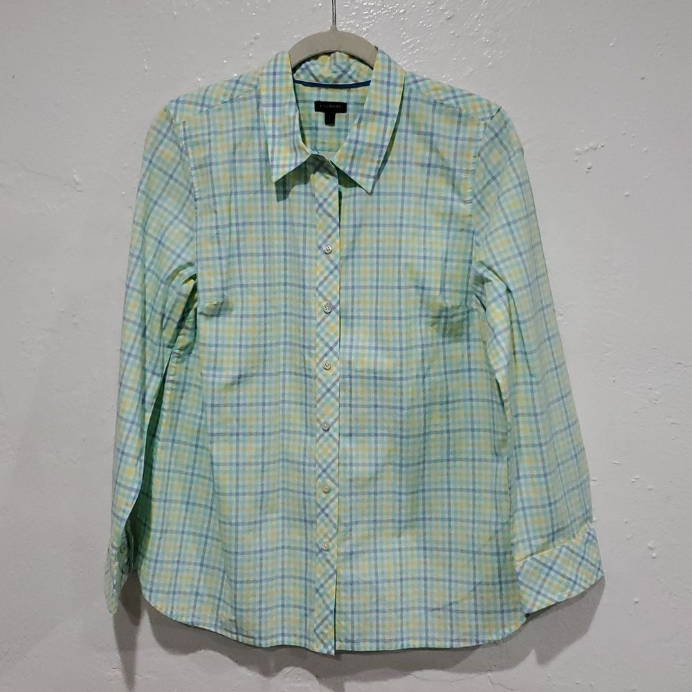 8 Piece Talbots Lot - 6 Button Down Shirts, 1 Blouse, 1 Dress - Size L - Picture 11 of 14